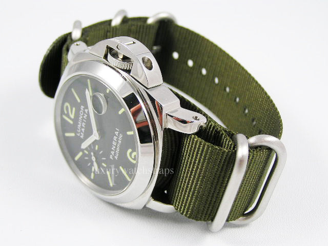What is the Difference Between Watch Bands, Watch Straps, and Watch Bracelets?