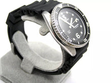 Load image into Gallery viewer, STUNNING PRE-OWNED SEIKO 7002 SCUBAPRO WATCH MOD AUTOMATIC DAY FULLY SERVICED