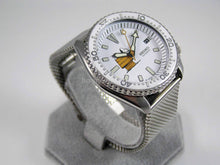 Load image into Gallery viewer, Seiko Automatic 7002 Vintage Divers Watch Snoopy Peanuts Dial Custom modification. Bond No Time to Die Milanese Mesh Strap. Overhauled Serviced