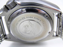 Load image into Gallery viewer, Seiko Automatic 7002 Vintage Divers Watch Snoopy Peanuts Dial Custom modification. Bond No Time to Die Milanese Mesh Strap. Overhauled Serviced