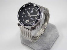 Load image into Gallery viewer, Pre-Owned Seiko Automatic 7002 Vintage Divers Watch Scubapro Dial modification. Milanese Mesh Strap. Overhauled Serviced.