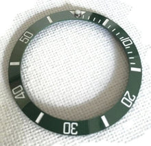 Load image into Gallery viewer, green white bezel for seiko watch