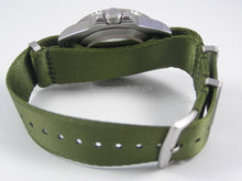 Load image into Gallery viewer, Military Green Premium Dense Twill NATO® strap for luxury watches 22mm