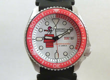 Load image into Gallery viewer, Seiko Ceramic Snoopy Red Baron Automatic Divers Day Date Watch SKX007 7S26-0020  Media 1 of 7