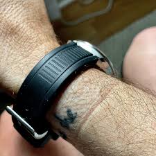 What to Do If Your Watch Strap Feels Too Tight or Too Loose
