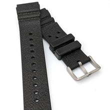 Load image into Gallery viewer, Seiko Flat Vent Rubber Watch strap 20mm 22mm
