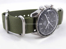 Load image into Gallery viewer, green brushed steel G10 Zulu nato watch strap
