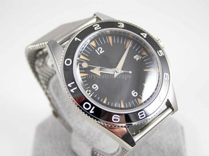 James Bond Seamaster Chronometer Watch Sterile Dial Genuine Japanese Miyota movement. No Time to Die Milanese mesh strap