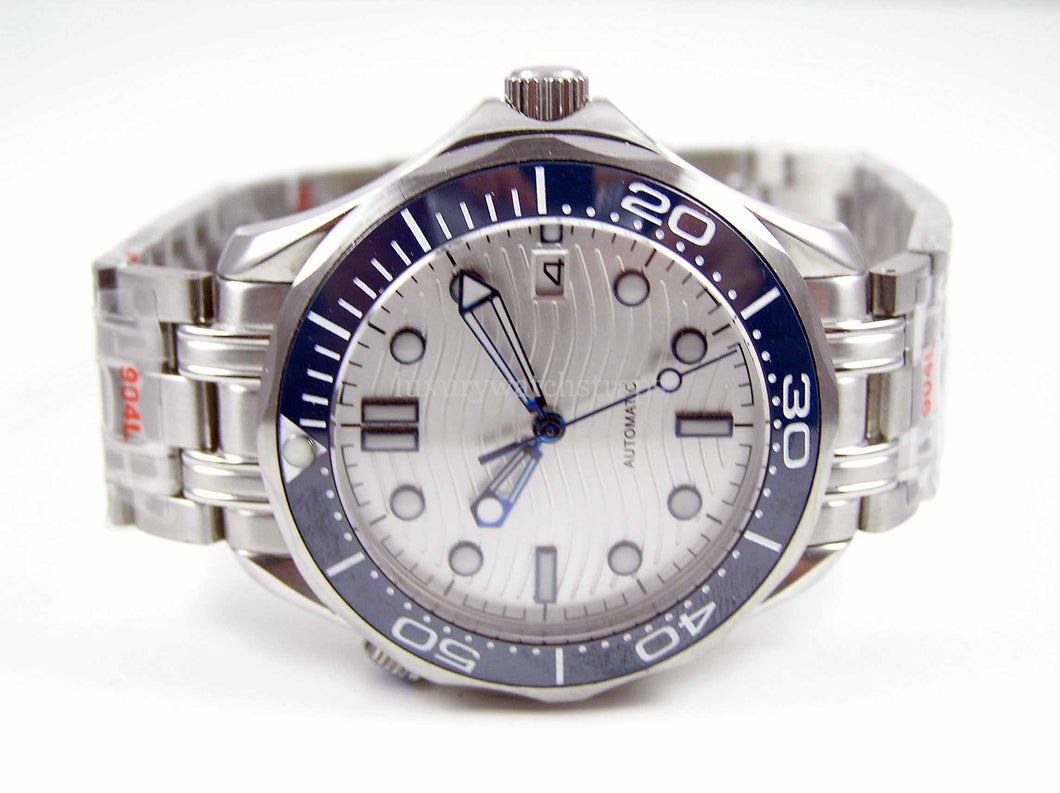 STUNNING STERILE WAVE DIAL SEAMASTER WATCH WITH NH35 FULLY AUTOMATIC MOVEMENT