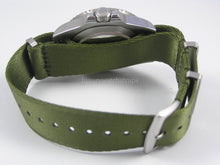 Load image into Gallery viewer, Military Green Premium Dense Twill NATO® strap for luxury watches 22mm
