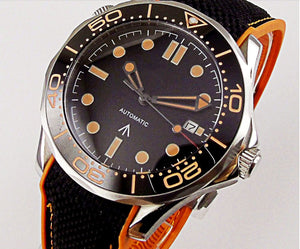 Broad Arrow Seamaster Watch Sterile Dial Japanese NH35 movement . Rubber strap. Ceramic bezel.