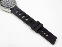 Load image into Gallery viewer, Ultimate high grade silicone black rubber watch strap for Rolex Submariner Watch 20mm
