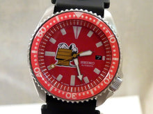 Load image into Gallery viewer, Custom Made Seiko Ceramic Red Snoopy Peanuts Automatic Scuba Divers Date Watch 7002 Overhauled Serviced
