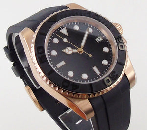 Black Yachtmaster Watch Sterile Dial fully automatic Seiko NH35 movement with rubber bracelet. Ceramic bezel insert.